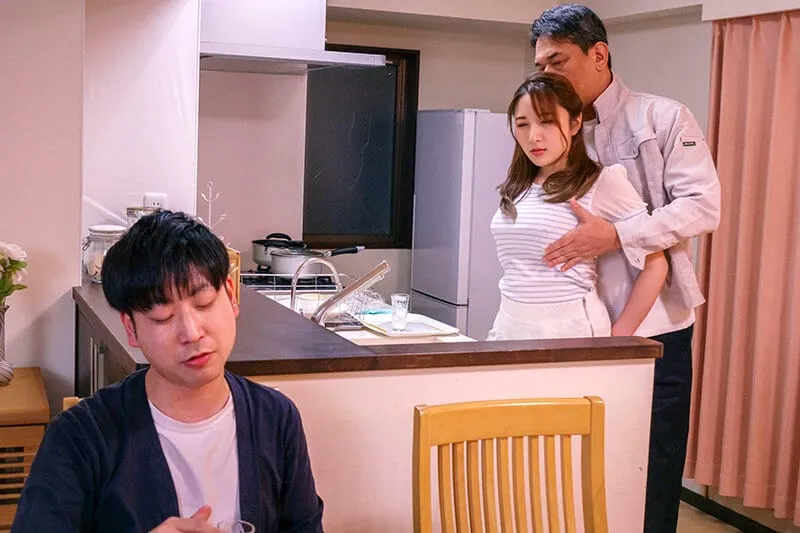 Chồng yêu hiền không đáp ứng đủ chuyện chăn gối, người vợ chết mê trước gã nhà cạnh bên dân chơi